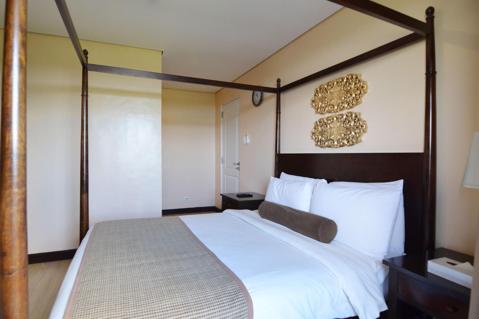 טגאיטאי Crosswinds Resort Suites מראה חיצוני תמונה